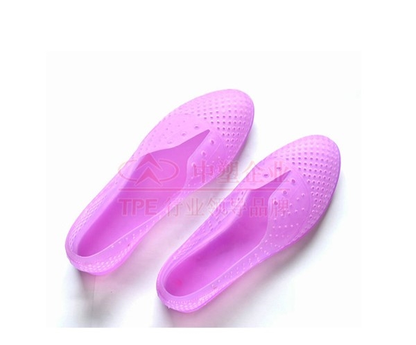 Jak zabránit absorpci vlhkosti v TPE materiálech？